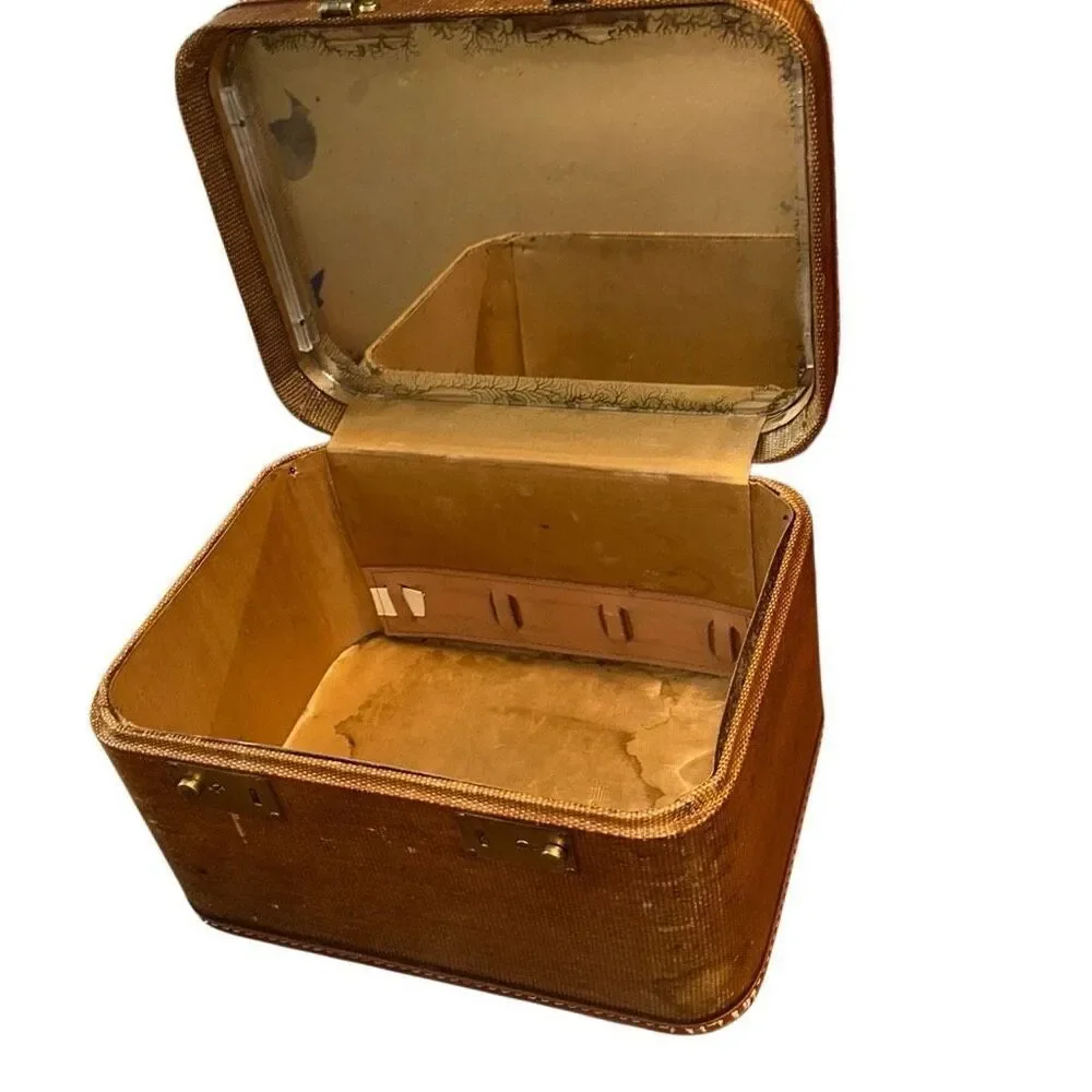 VTG MCM WOODEN, tweed, textured train case w mirror Hard Shell Train/Cosmetic/Ma